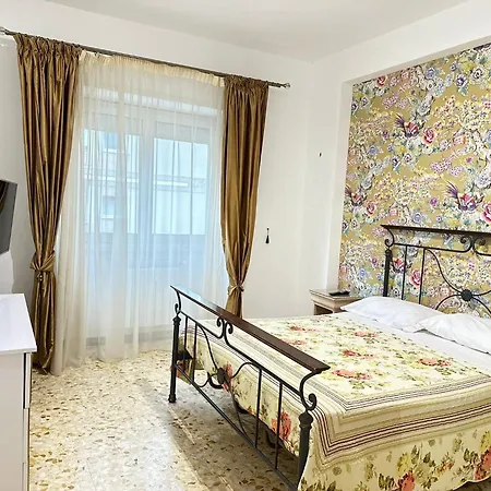 Apartman Trilocale Centrale Mare *